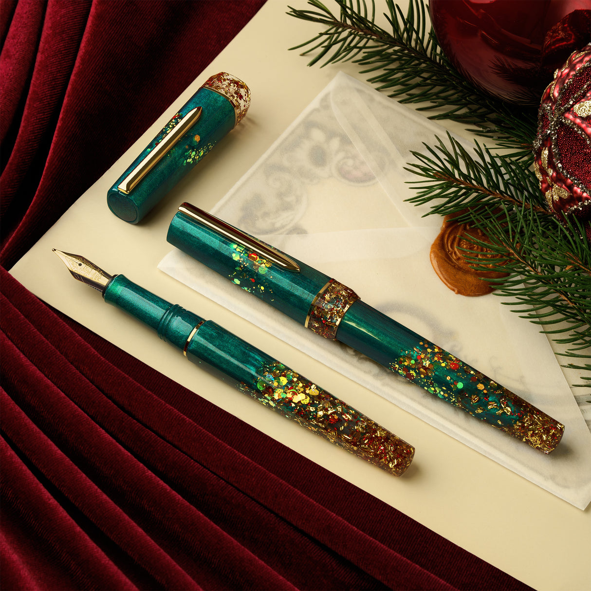 Benu Haute Collection Fountain Pen - Emerald Eve (Christmas Limited Edition)