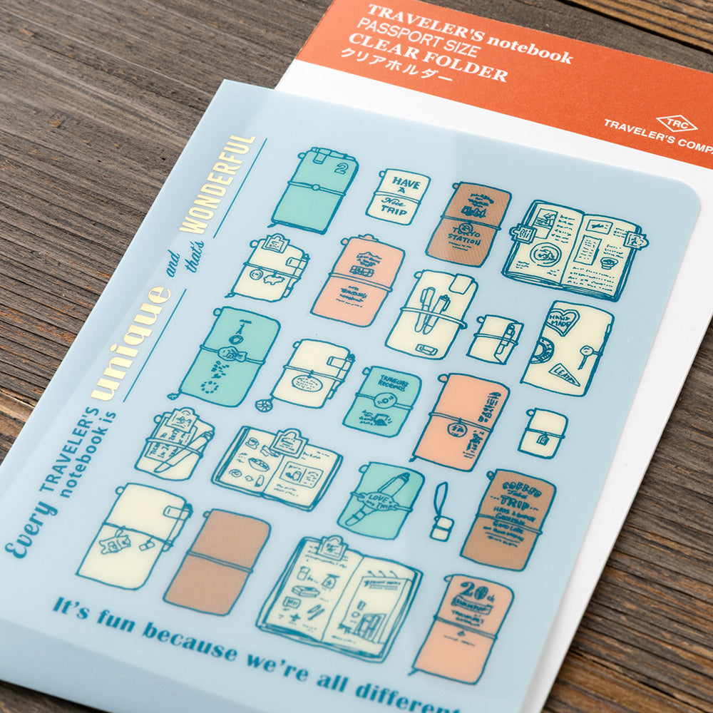 Traveler's 2027 Clear Folder - Passport Size