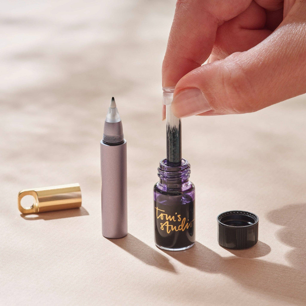 Tom's Studio The Field Mouse – refillable travel pen