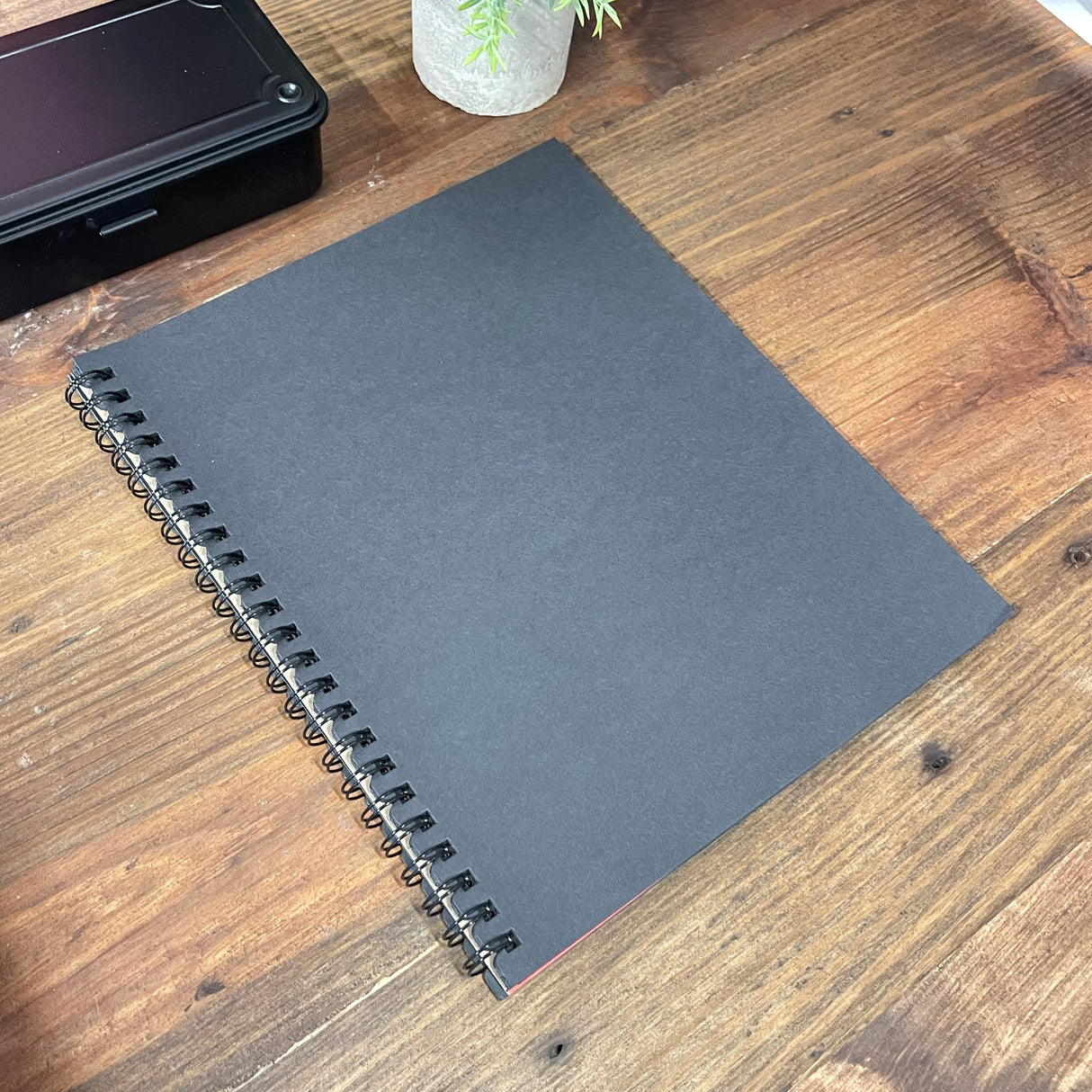 KOH-I-NOOR In & Out Black Drawing Pad (9x12 Inches)