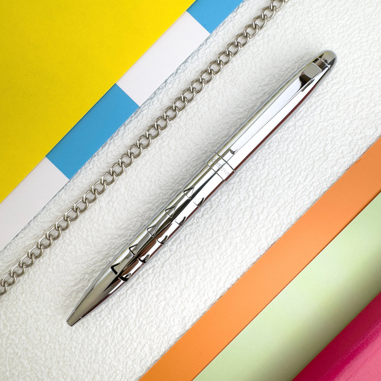 Monteverde llusia Gel Pen - Triangle Shapes Chrome with Chrome Trim