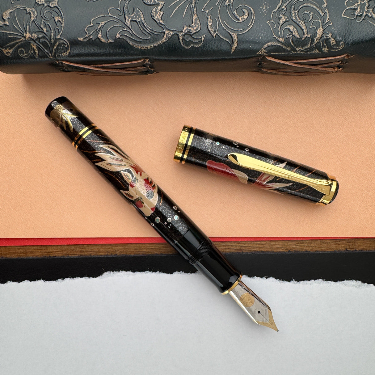 Pelikan Souveran M1000 Fountain Pen - Maki-e Goldfish (Limited Edition)