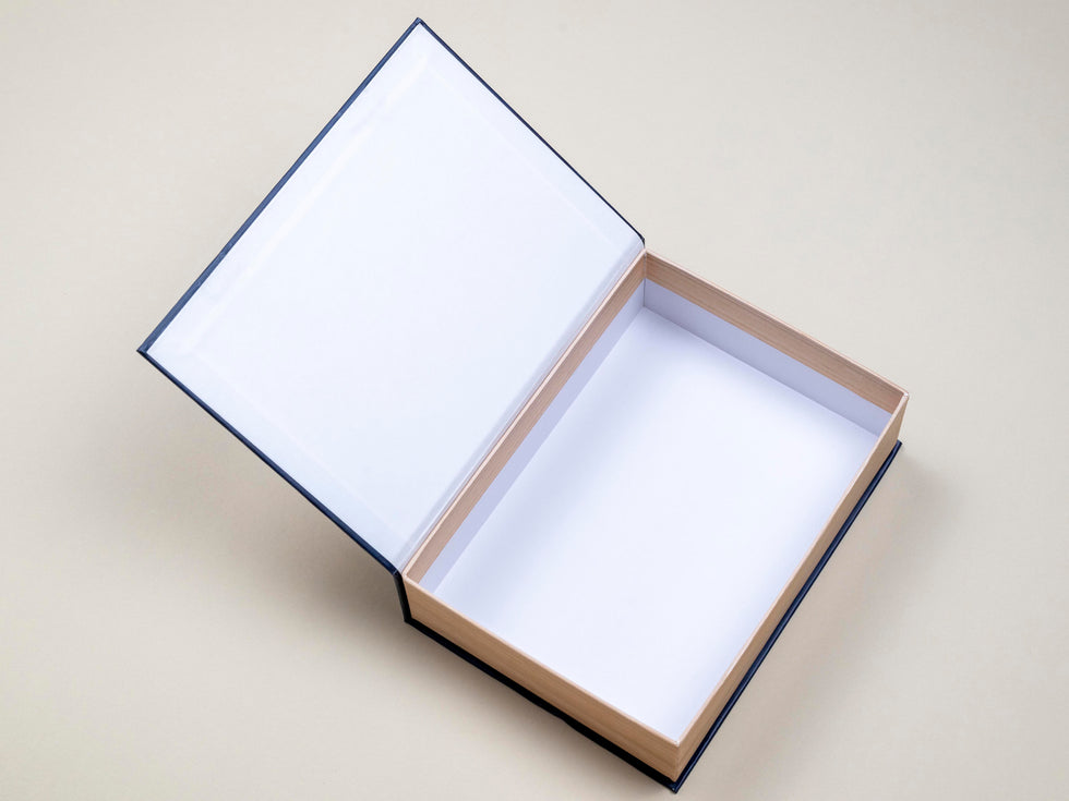 CoraCreaCrafts Astronomy Decorative Box