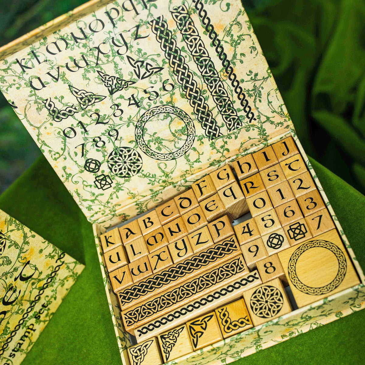 CoraCreaCrafts Celtic Stamp Set