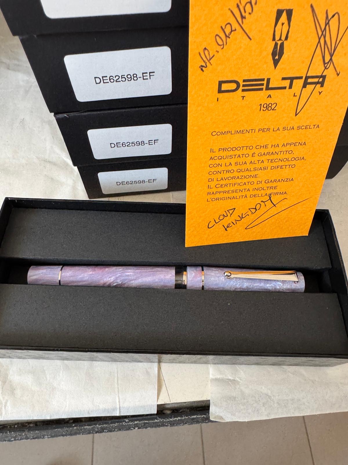 Delta Duna Fountain Pen - Cloud Kingdom (Atlas Exclusive)