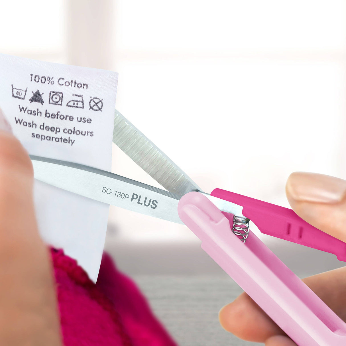 PLUS Twiggy™ Curved Blade Scissors