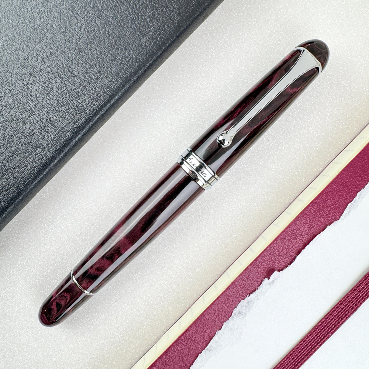 Aurora 88 Fountain Pen - Ebonite Magenta (Limited Edition)