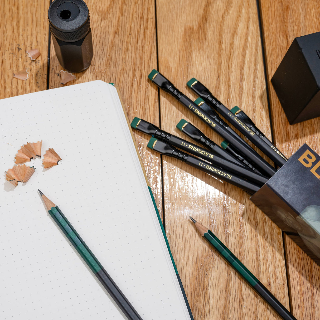 Blackwing Pencils Volume 11 - Bill Russell (Set of 12)