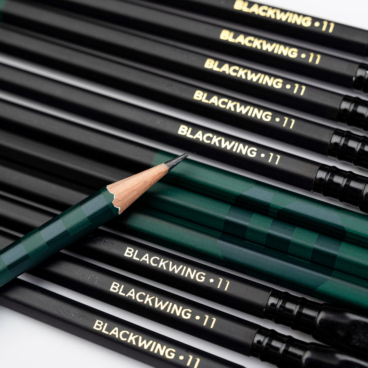 Blackwing Pencils Volume 11 - Bill Russell (Set of 12)