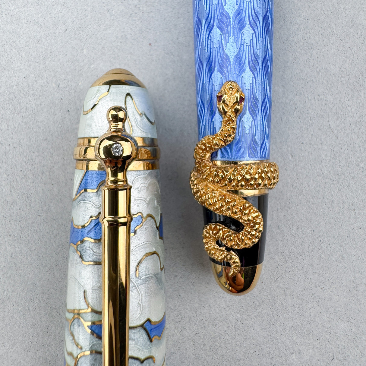 David Oscarson Deus Regit Fountain Pen - Light Blue (Limited Edition #14/88)