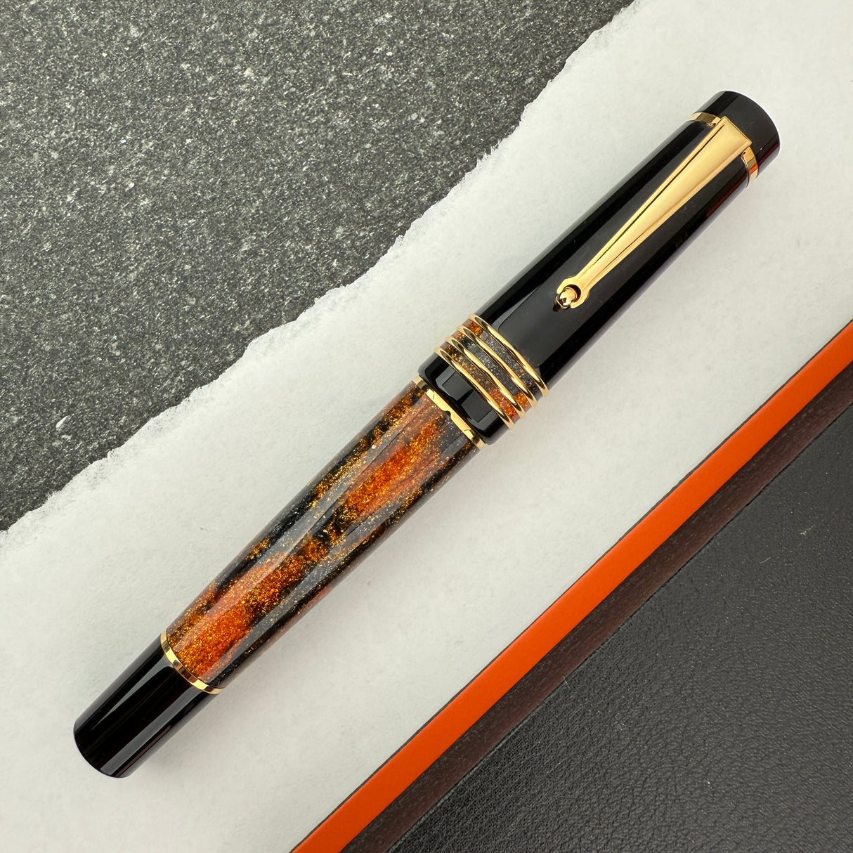 Delta DV Glow Up Fountain Pen