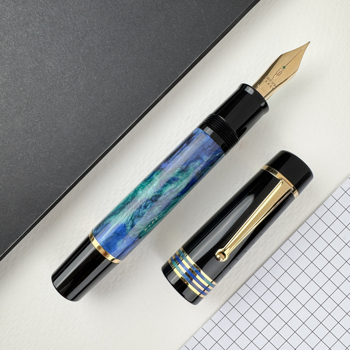 Delta DV Riviera Doue Fountain Pen (Limited Edition)