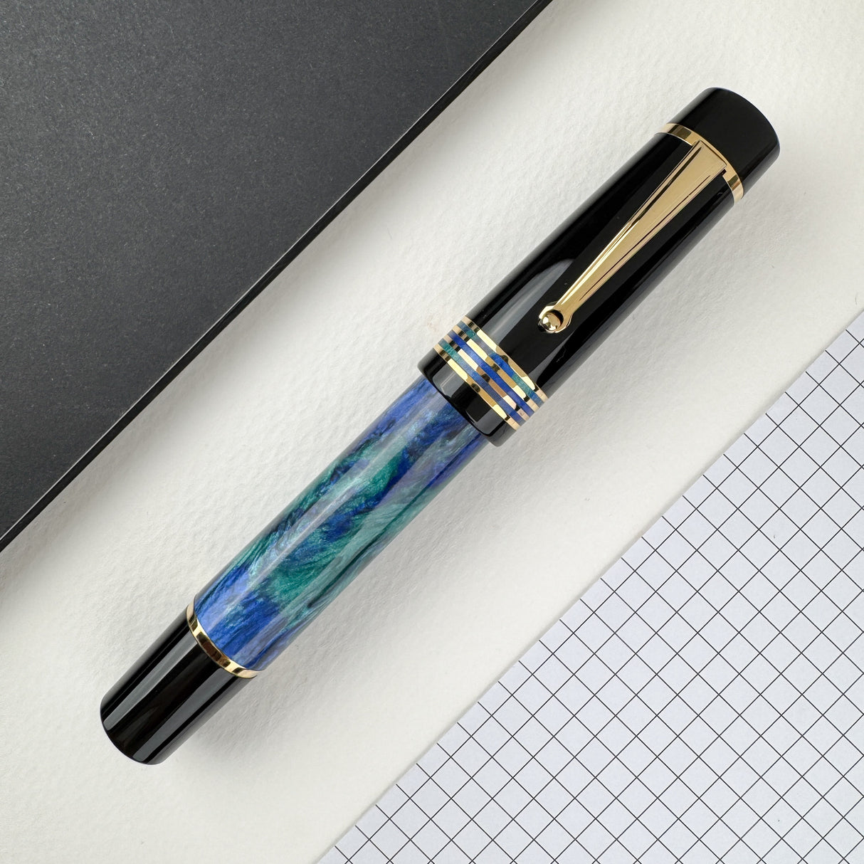 Delta DV Riviera Doue Fountain Pen (Limited Edition)