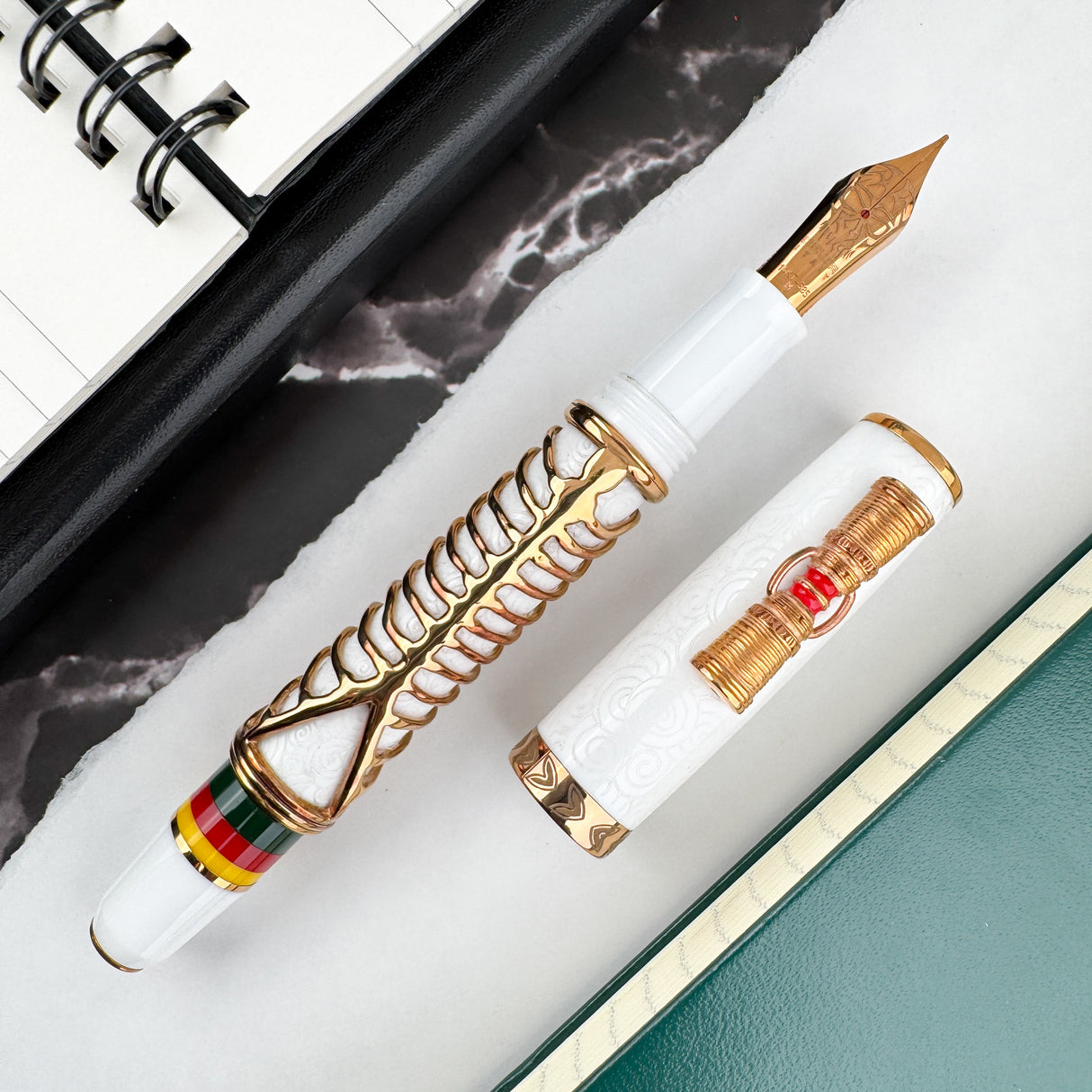 Delta Indigenous People Rose Vermeil Fountain Pen - Simbu (Limited Edition)(Doorbuster)