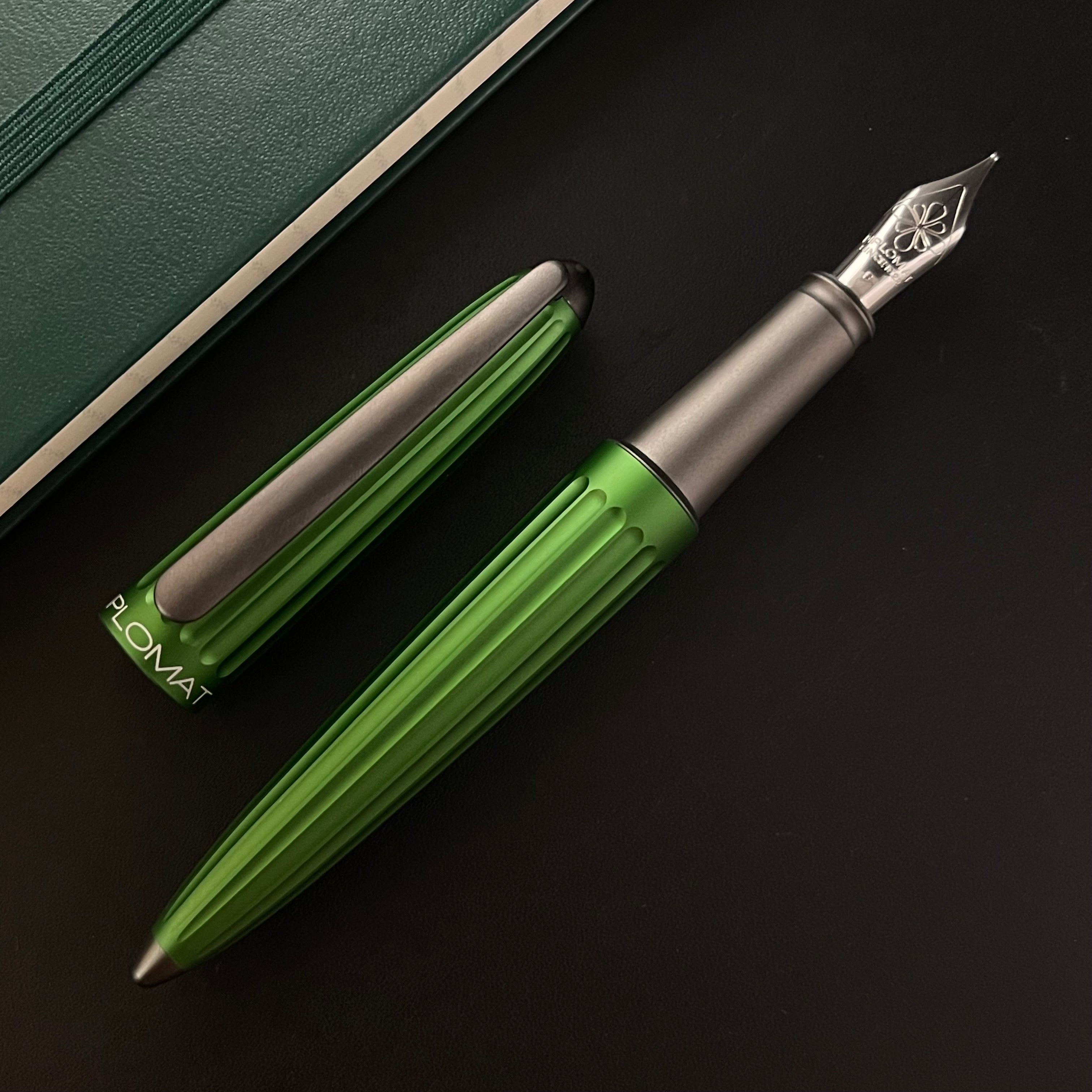Diplomat Aero Fountain Pen - Green – Atlas Stationers
