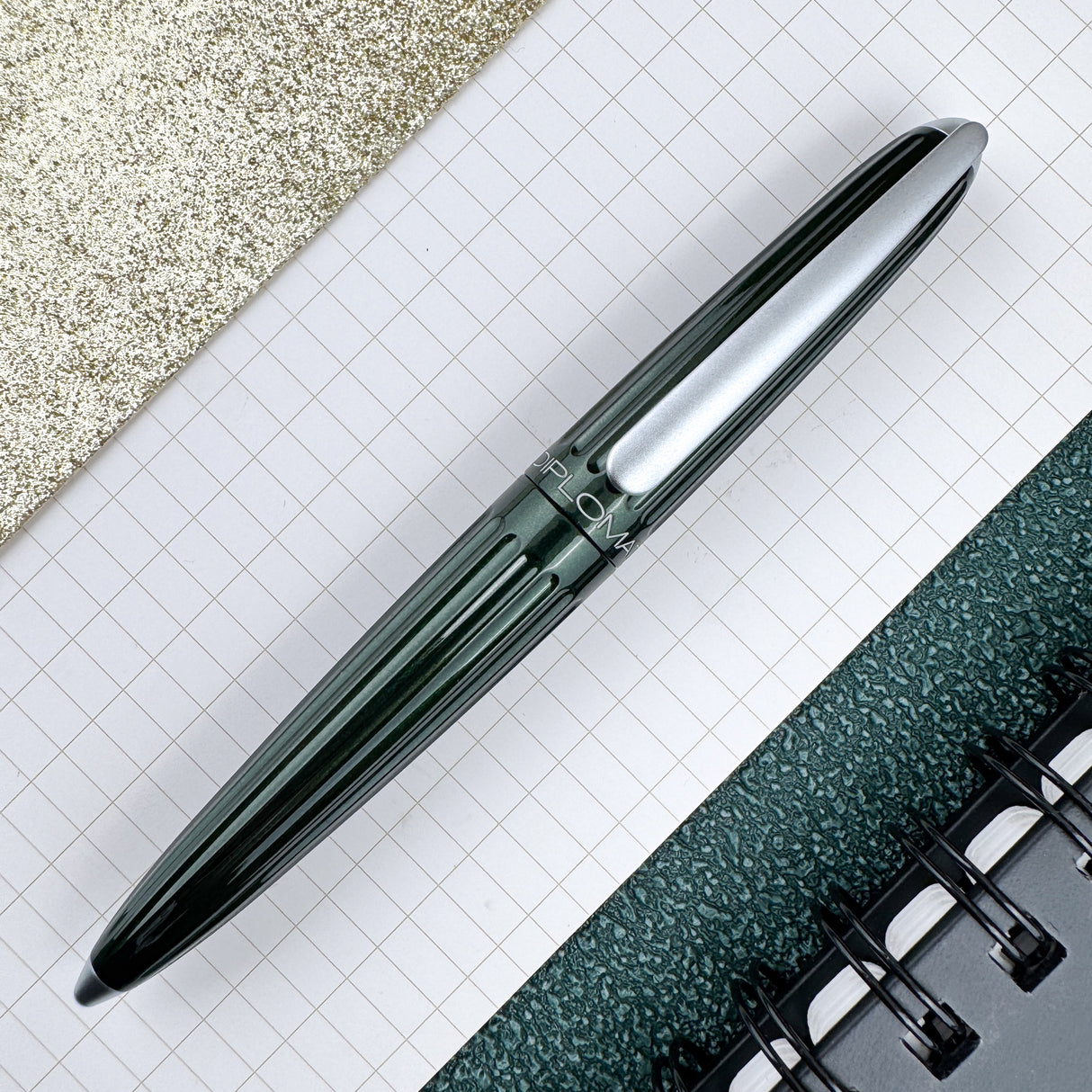 Diplomat Aero Fountain Pen - Evergreen
