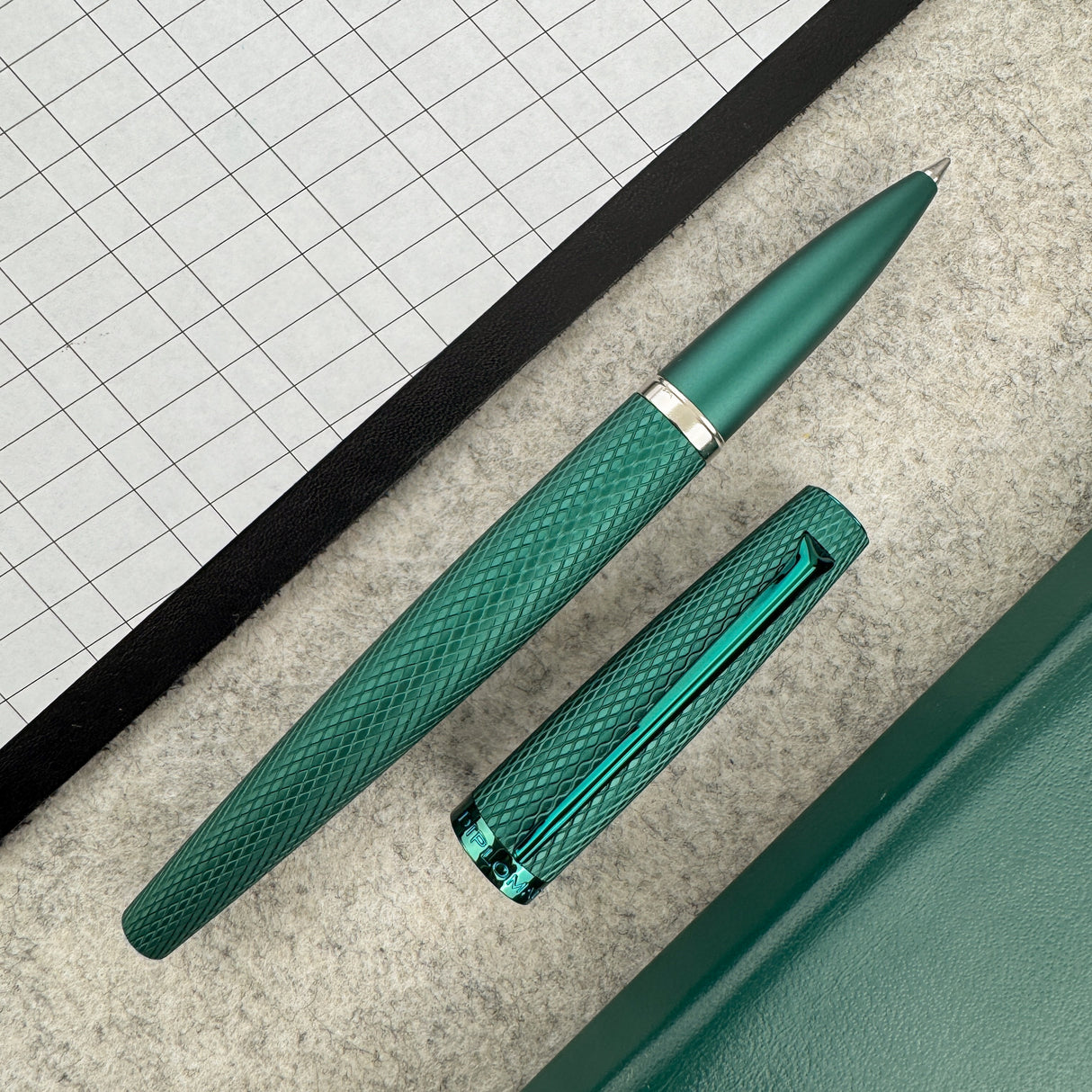 Diplomat Viper Rollerball Pen - Green