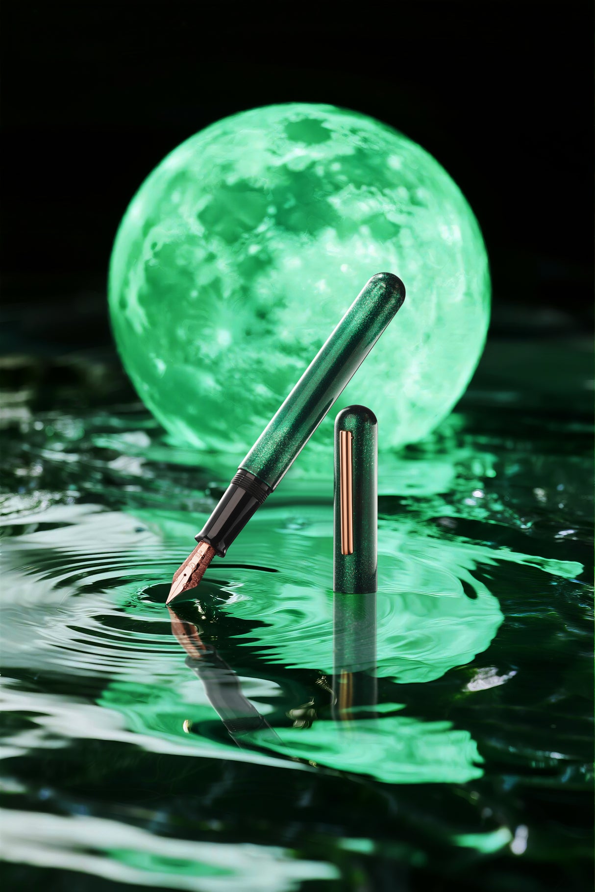 IKKAKU by Nahvalur Fountain Pen - Green Moon