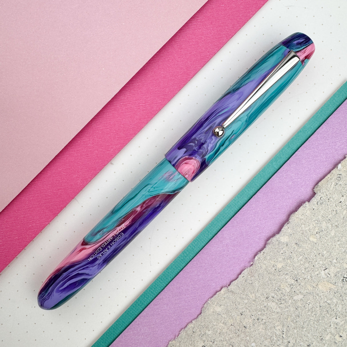 Edison Collier Fountain Pen - Totally Awesome! (Atlas Exclusive)(Doorbuster)