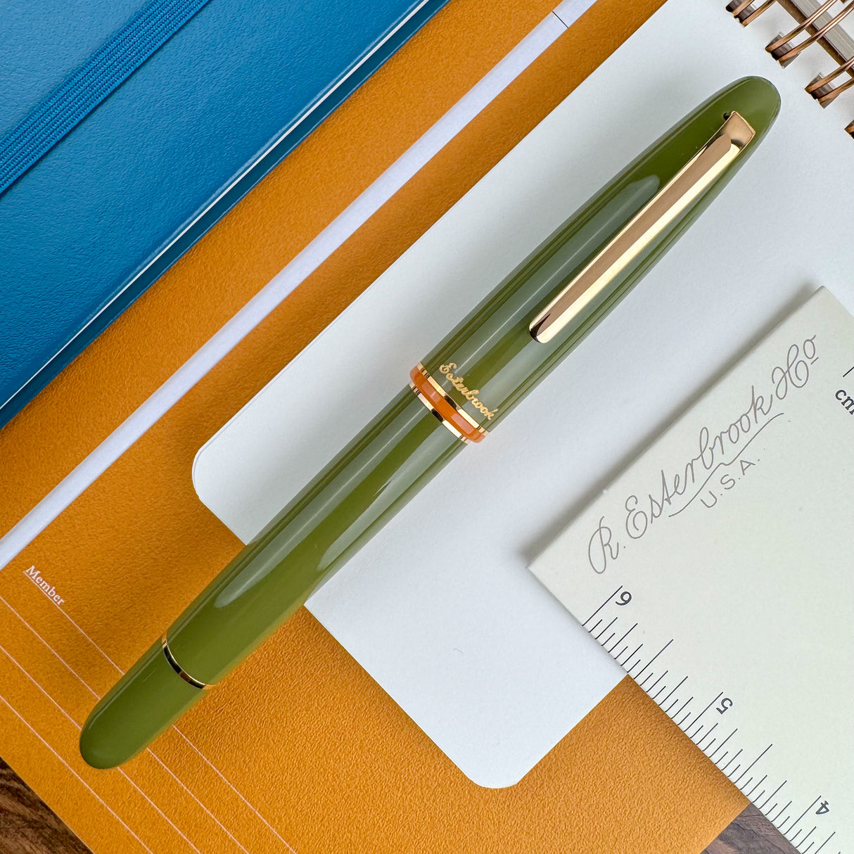 Esterbrook Estie Push Button Fountain Pen - Quirky Leaf