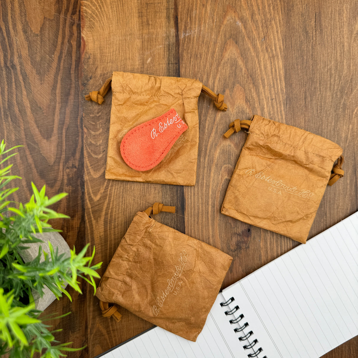 Esterbrook Magnetic Pen Holder - Back to the Land
