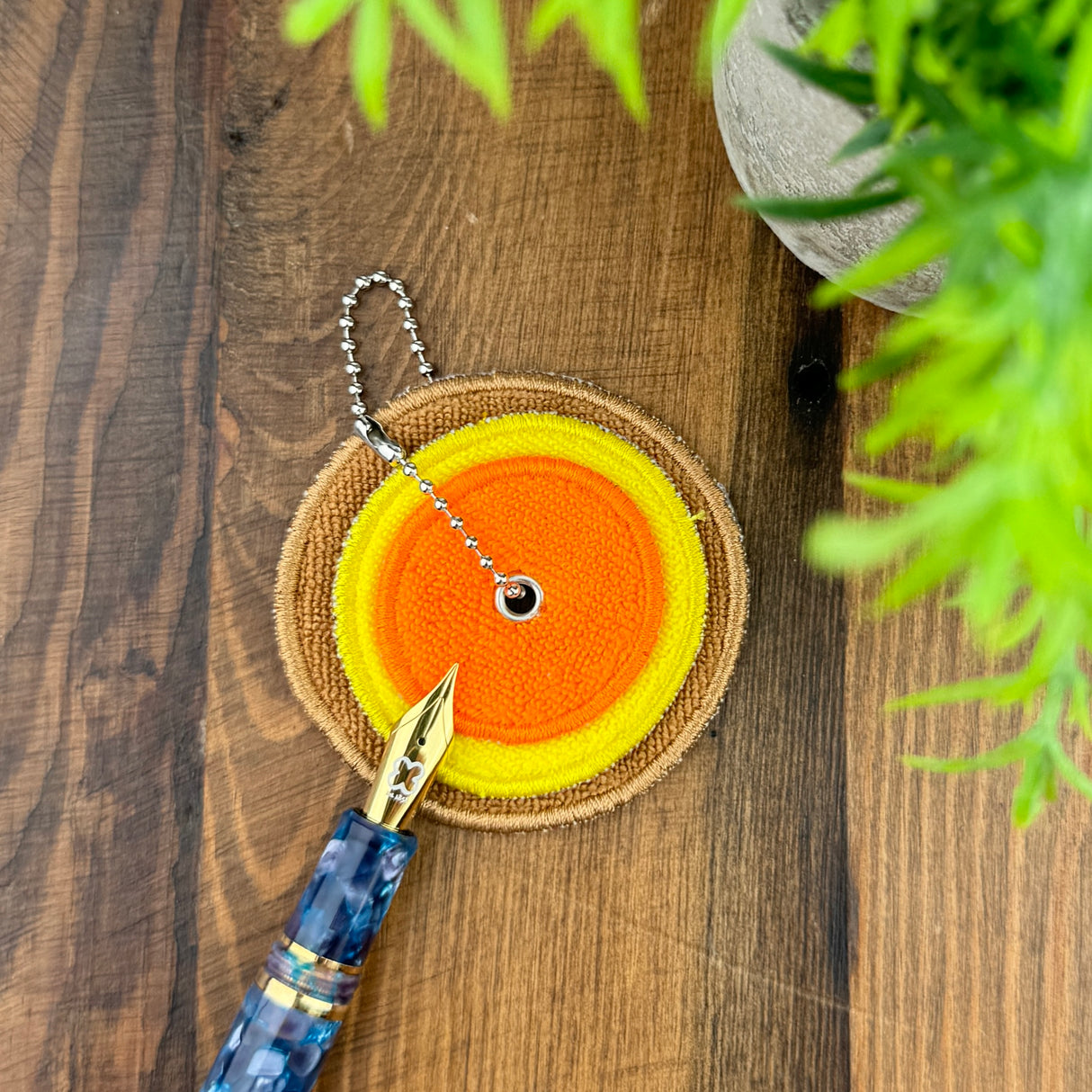 Back to the Land Quirky Leaf Nib Cloth