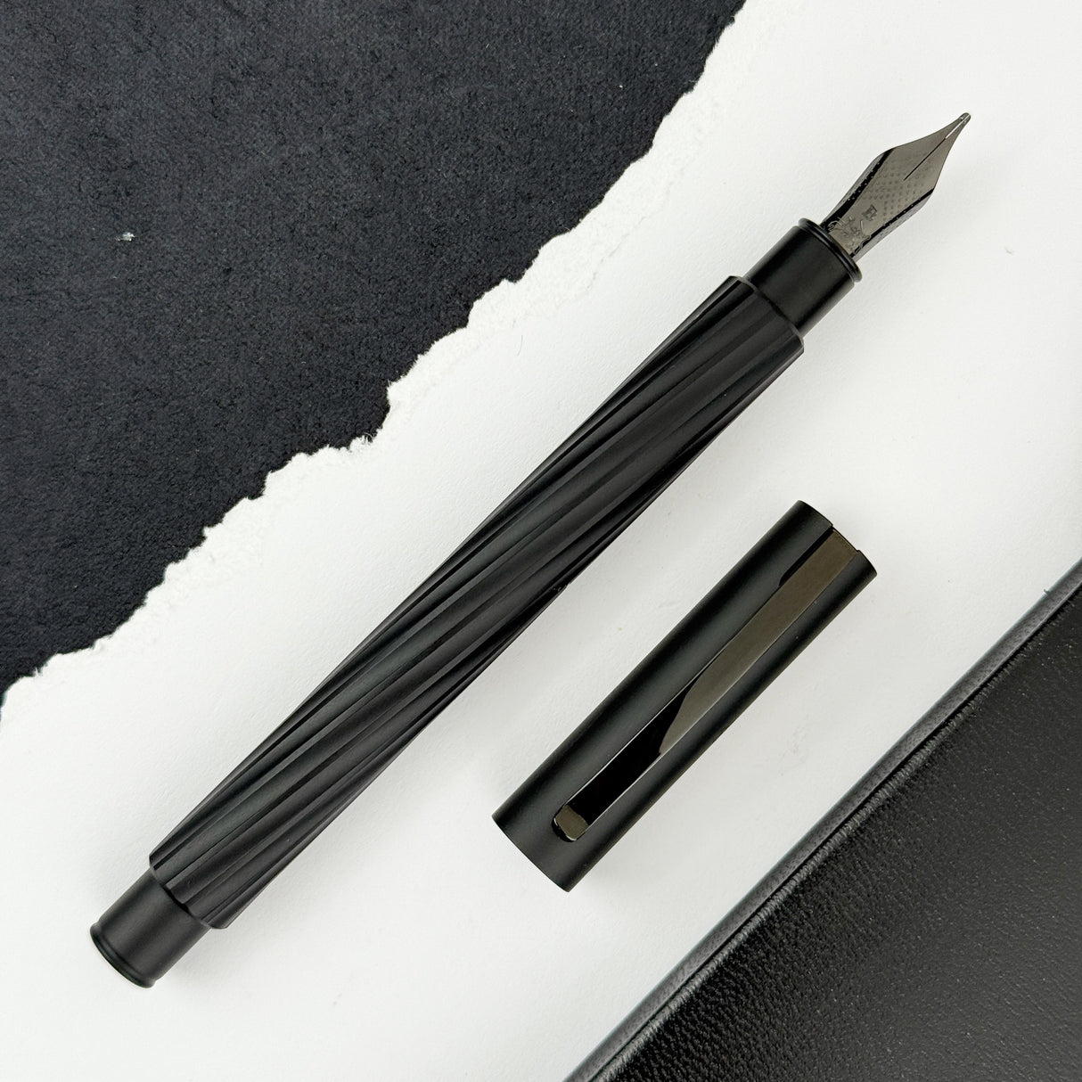 Faber-Castell Ambition Italic Fountain Pen - Obsidian