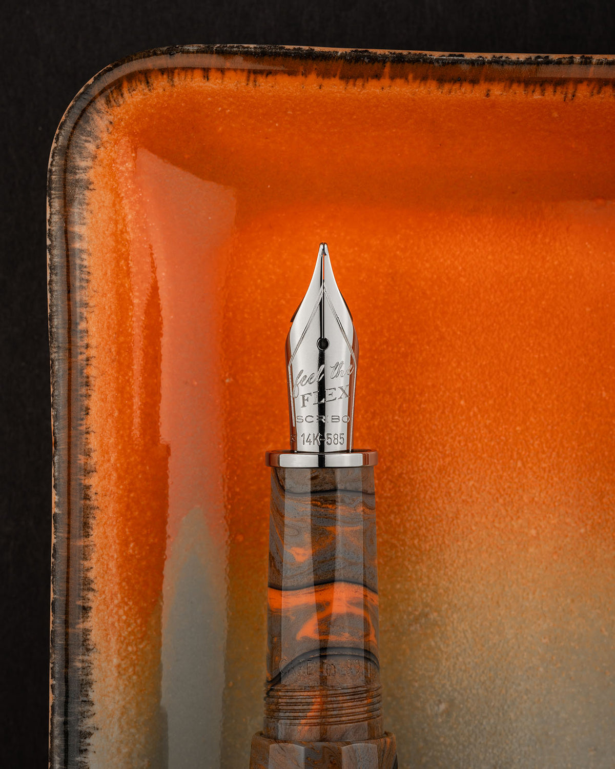 FEEL Corteccia section and nib
