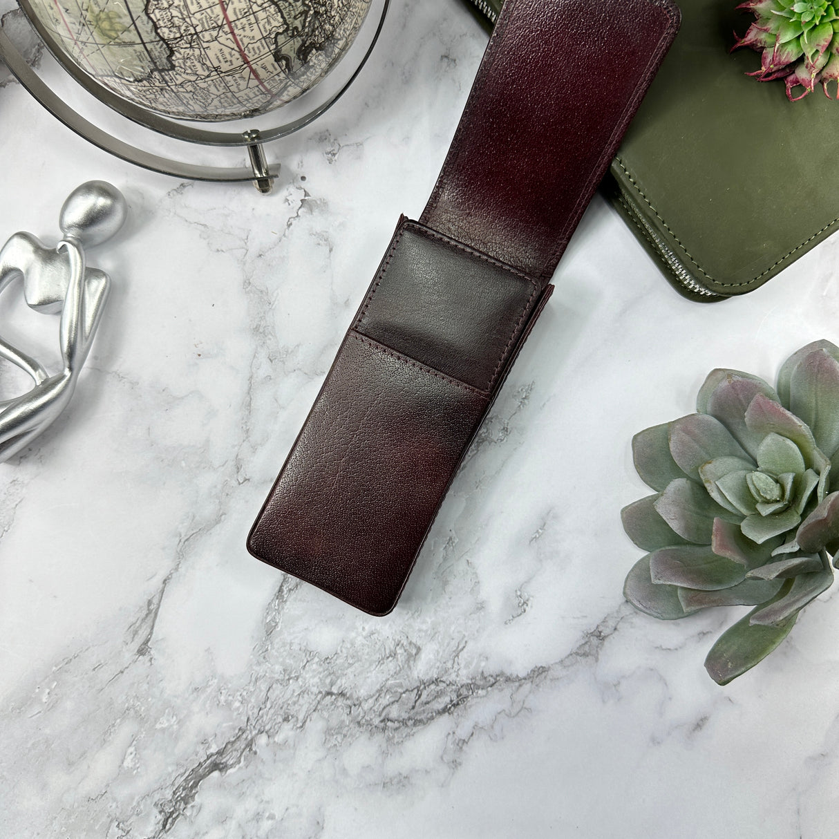 Girologio Triple Pen Case w/ Magnetic Closure