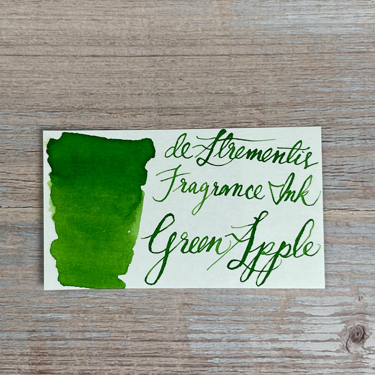 De Atramentis Scented Green Apple - 45ml Bottled ink