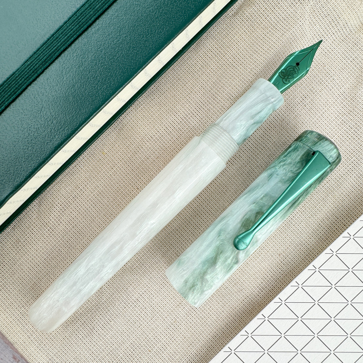 Hinze Pen Company Fountain Pen - Mercurial Mermaid