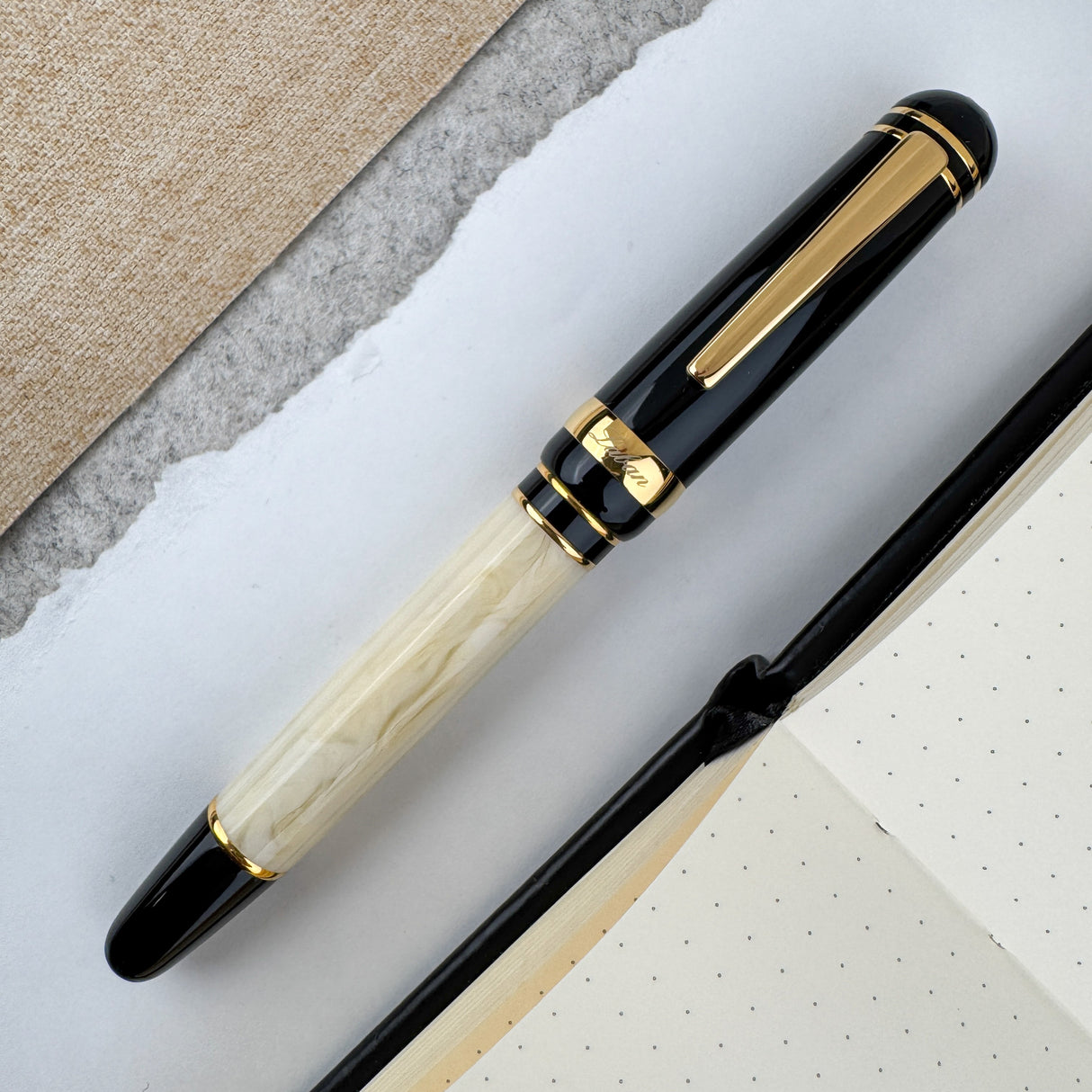 Laban 325 Fountain Pen - Cambridge Marble Black