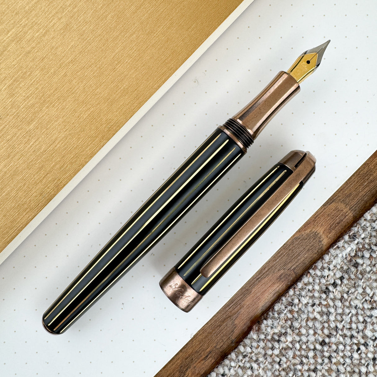 Laban Antique II Fountain Pen - Rose Gold