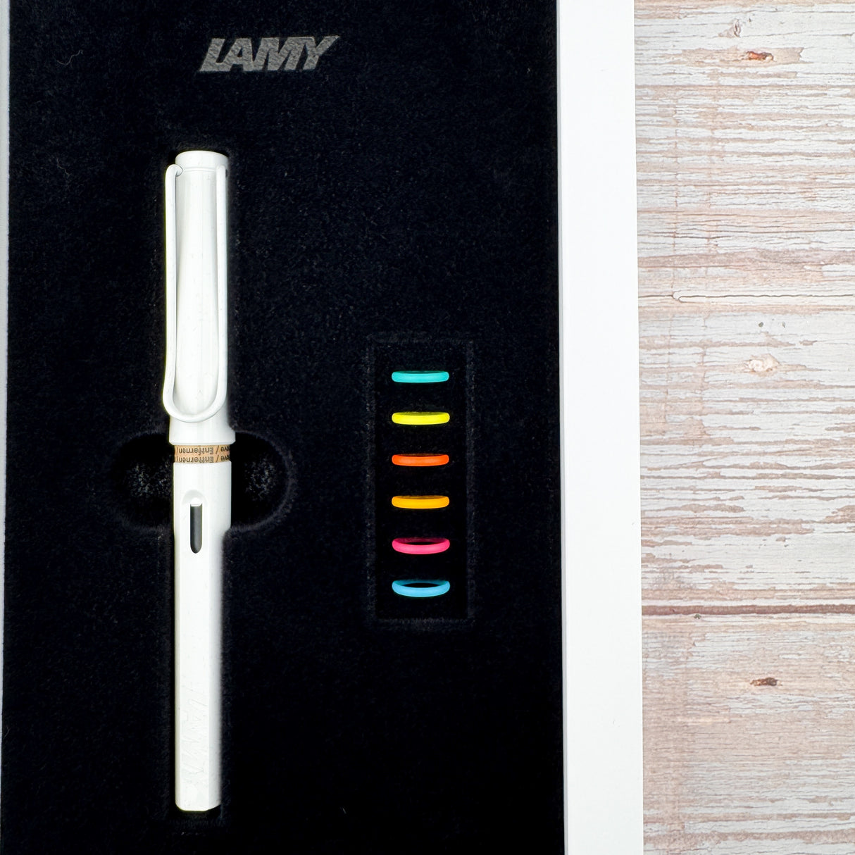 Lamy Safari Multi Ring Fountain Pen - White
