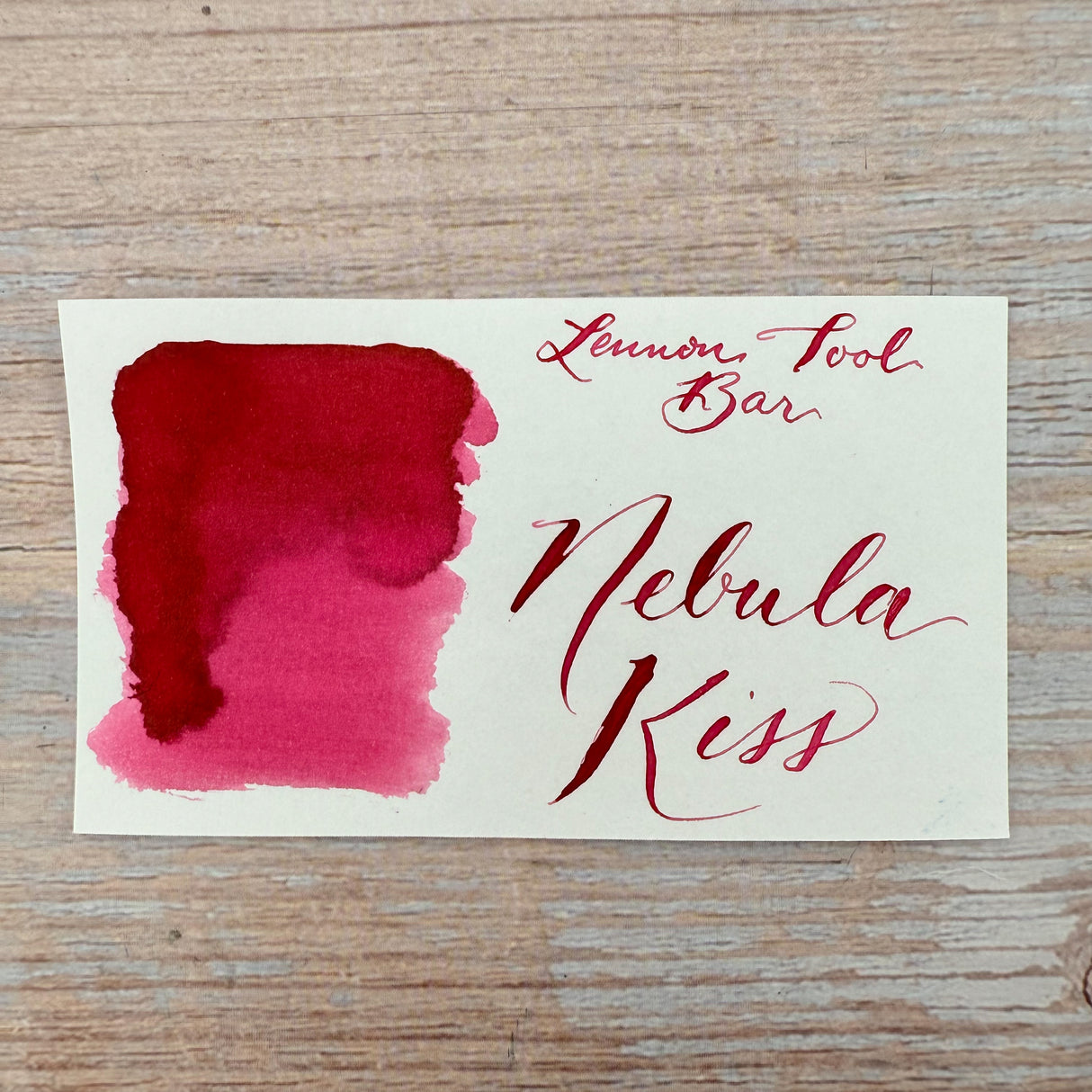 Lennon Tool Bar Nebula Kiss - 30ml Bottled Ink