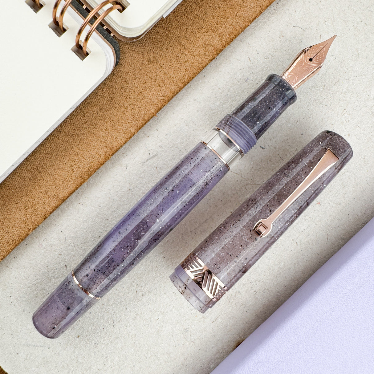 Leonardo Momento Magico Fountain Pen - Amethyst w/ Rose Gold