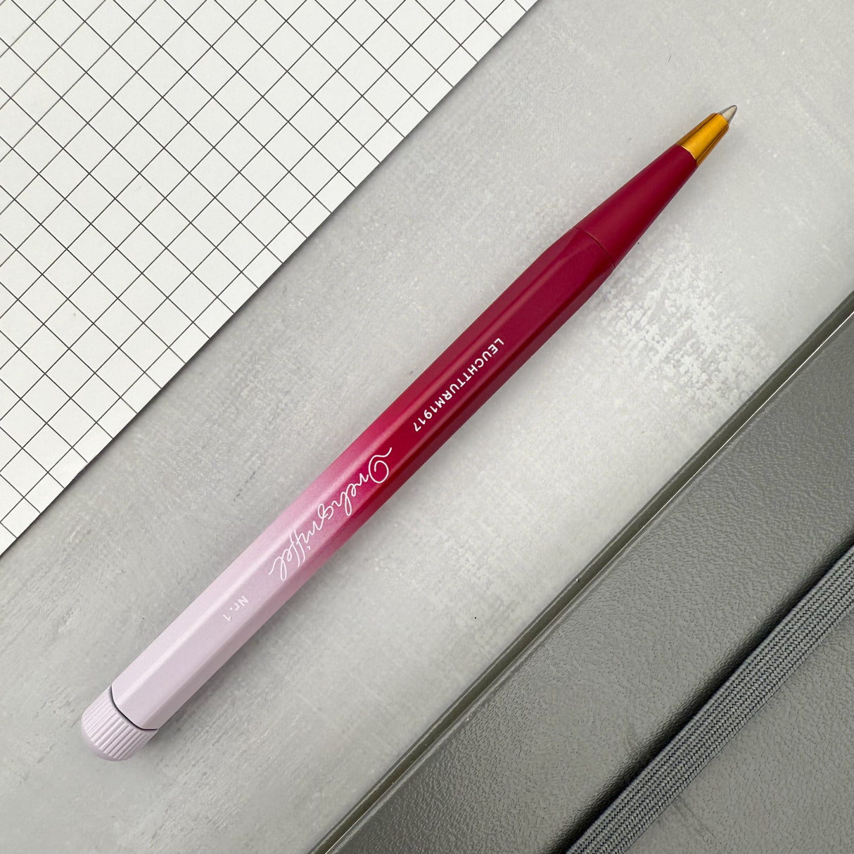 Leuchtturm Drehgriffel N. 1 Ballpoint Pen - Gradient Edition