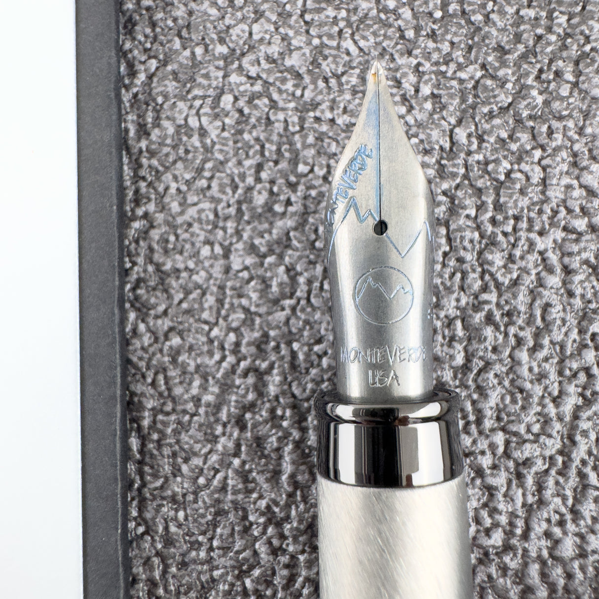Monteverde Innova Fountain Pen - Titanium (Limited Edition)