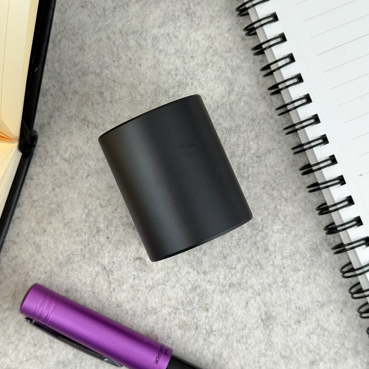 Monteverde MP1 Solid Anodized Cylinder Pen Holder