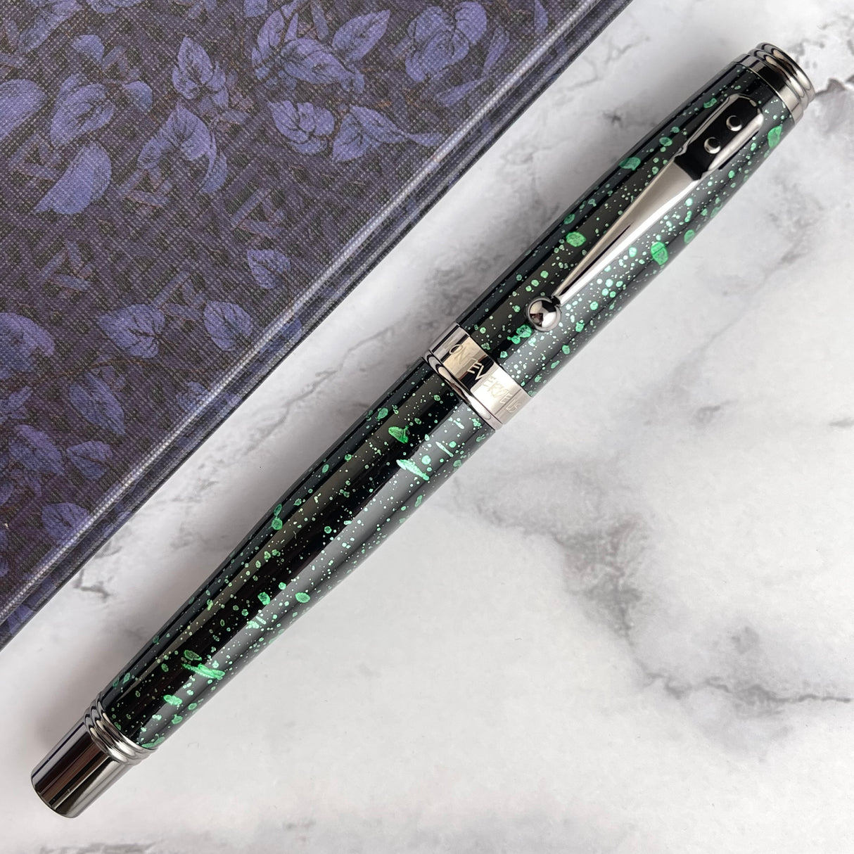 Monteverde Invincia Vega Fountain Pen - Starlight Green (Doorbuster)