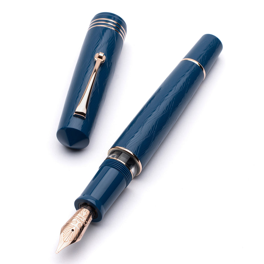 Leonardo Momento Zero Grande 2.0 The Art of Guilloché Fountain Pen - Iris with Rose Gold Trim