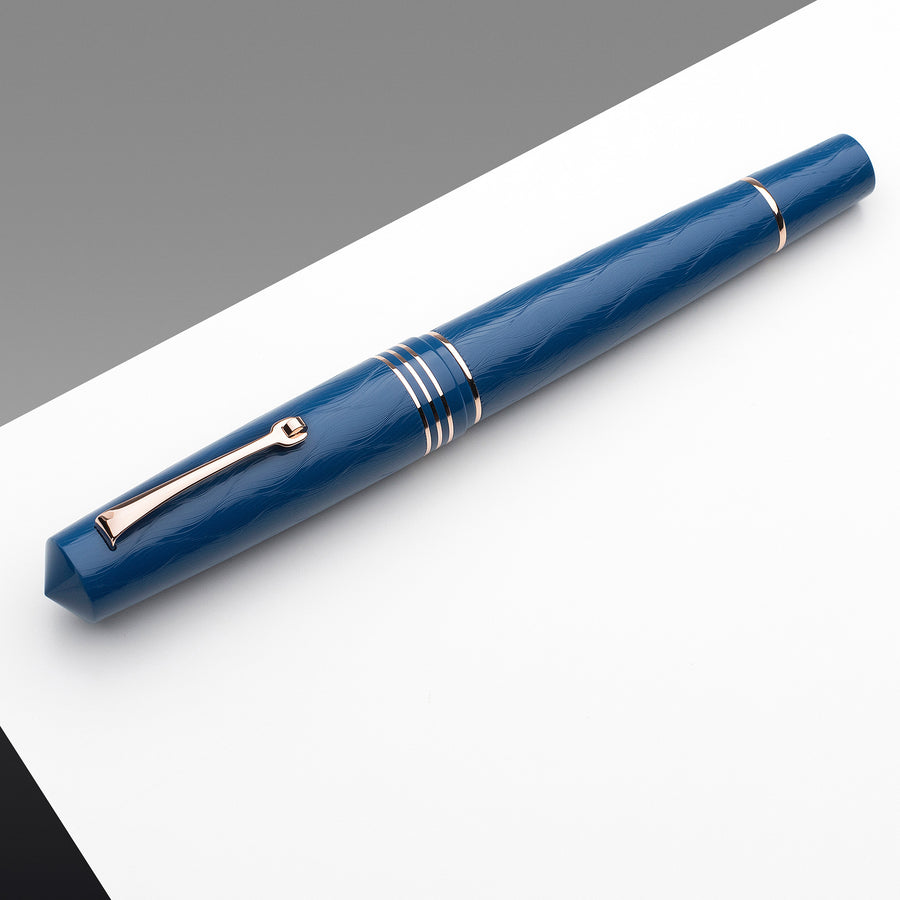 Leonardo Momento Zero Grande 2.0 The Art of Guilloché Fountain Pen - Iris with Rose Gold Trim