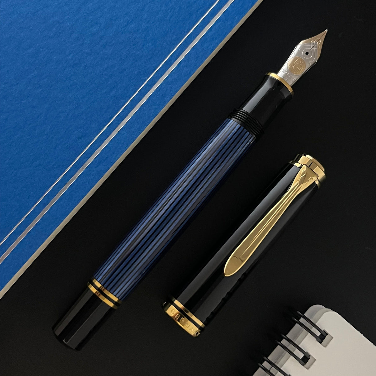 Pelikan Souveran M800 Fountain Pen - Black-Blue