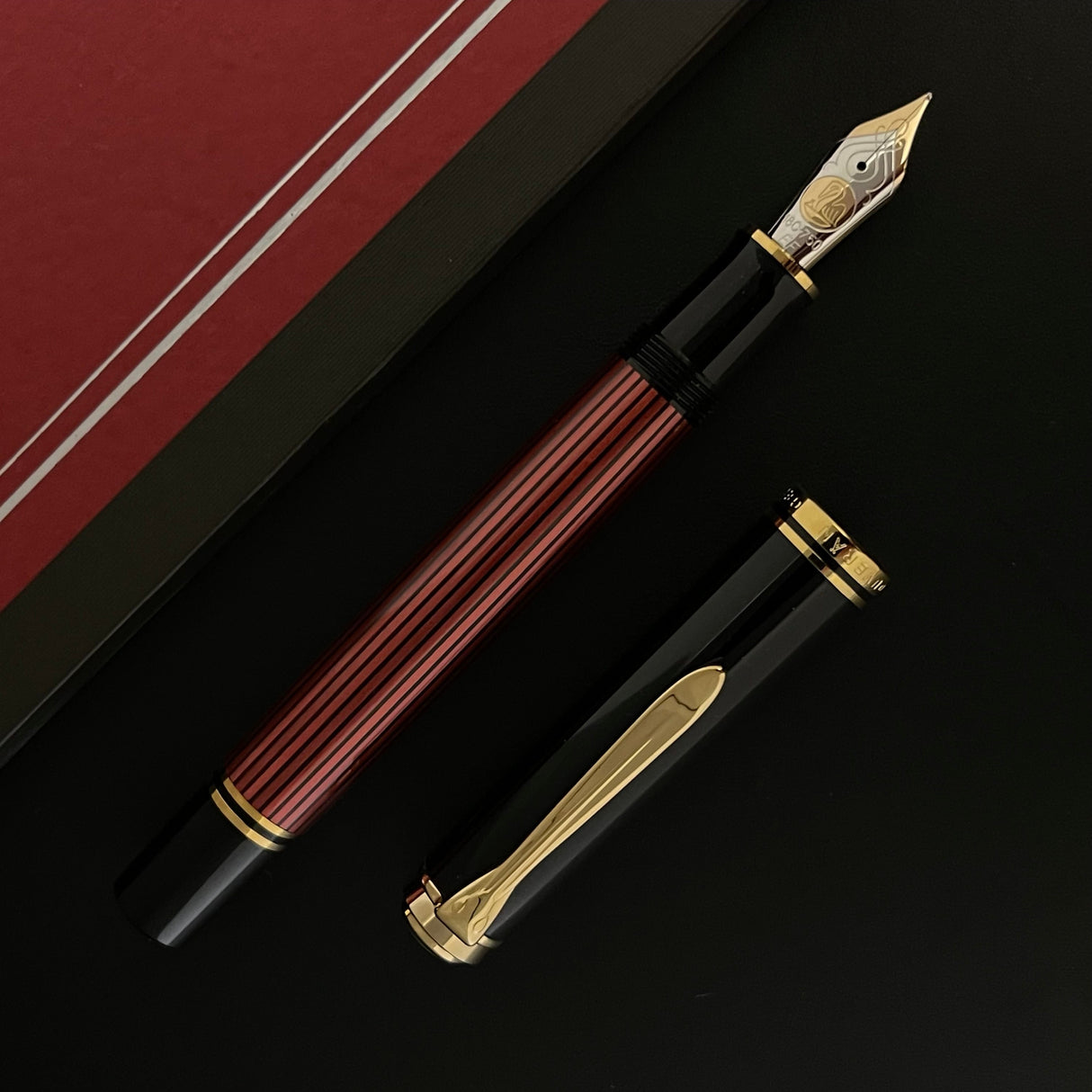 Pelikan Souveran M800 Fountain Pen - Red