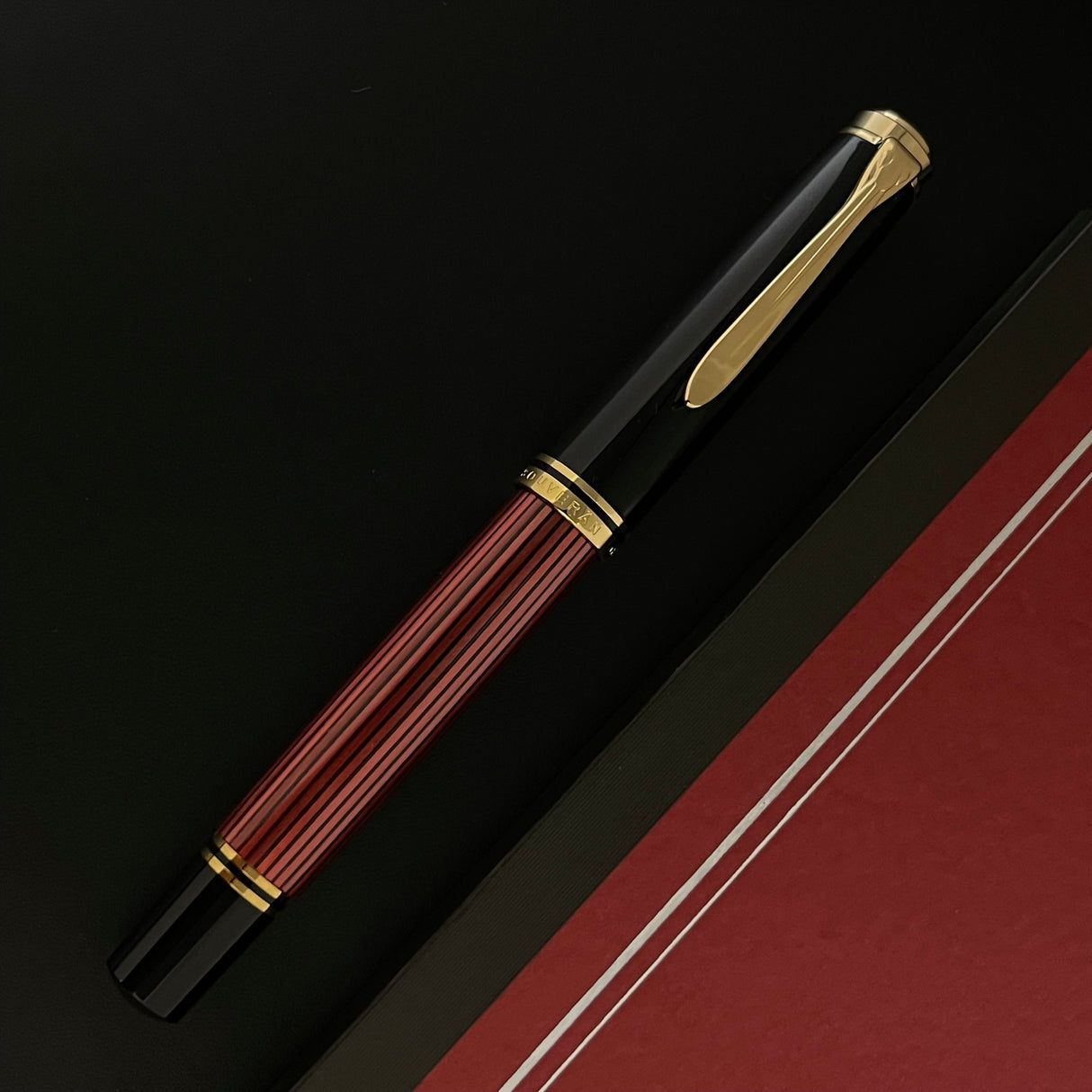Pelikan Souveran M800 Fountain Pen - Red