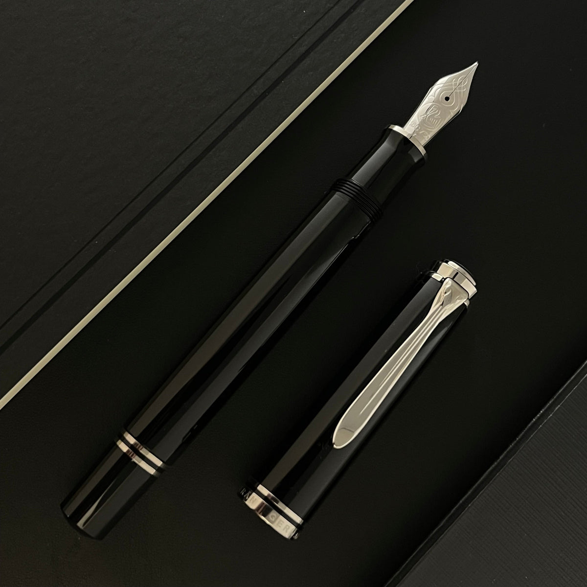 Pelikan Souveran M805 Fountain Pen - Black-Silver – Atlas Stationers