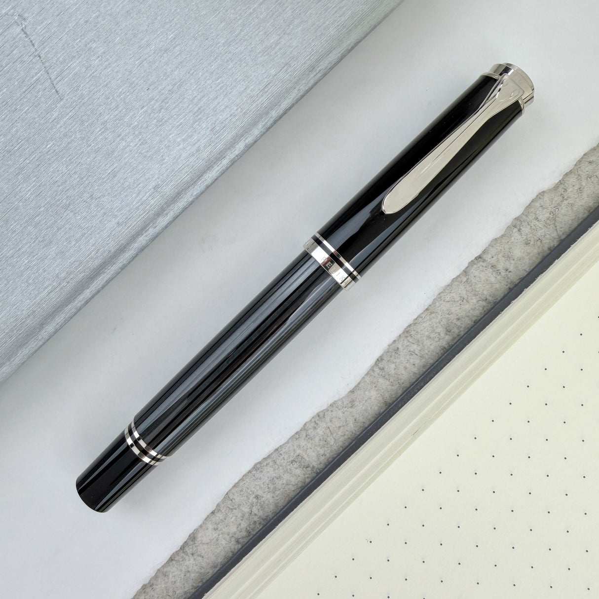 Pelikan Souveran M405 Fountain pen - Stresemann Anthracite