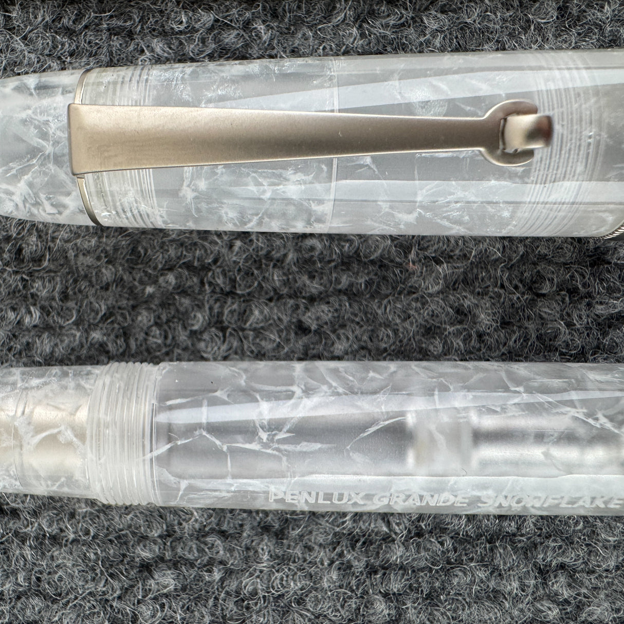 Penlux Masterpiece Grande Fountain Pen - Snowflake