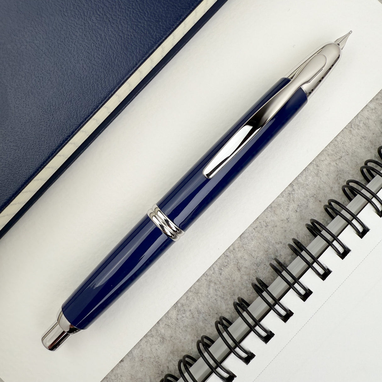 Pilot Vanishing Point Fountain Pen - Blue