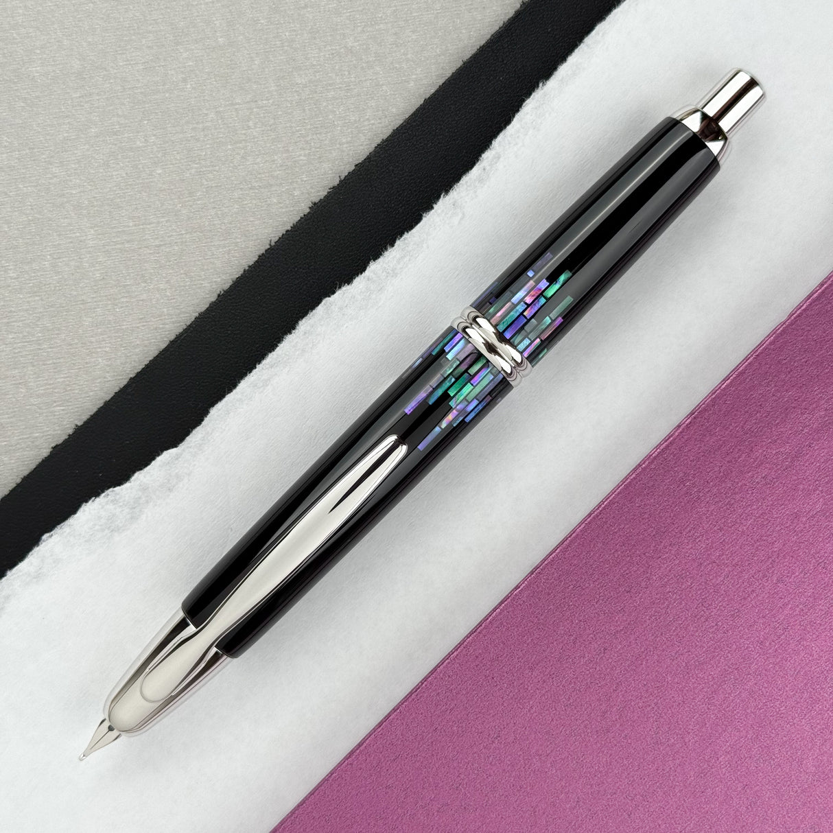 Pilot Vanishing Point Fountain Pen - Raden Stripe